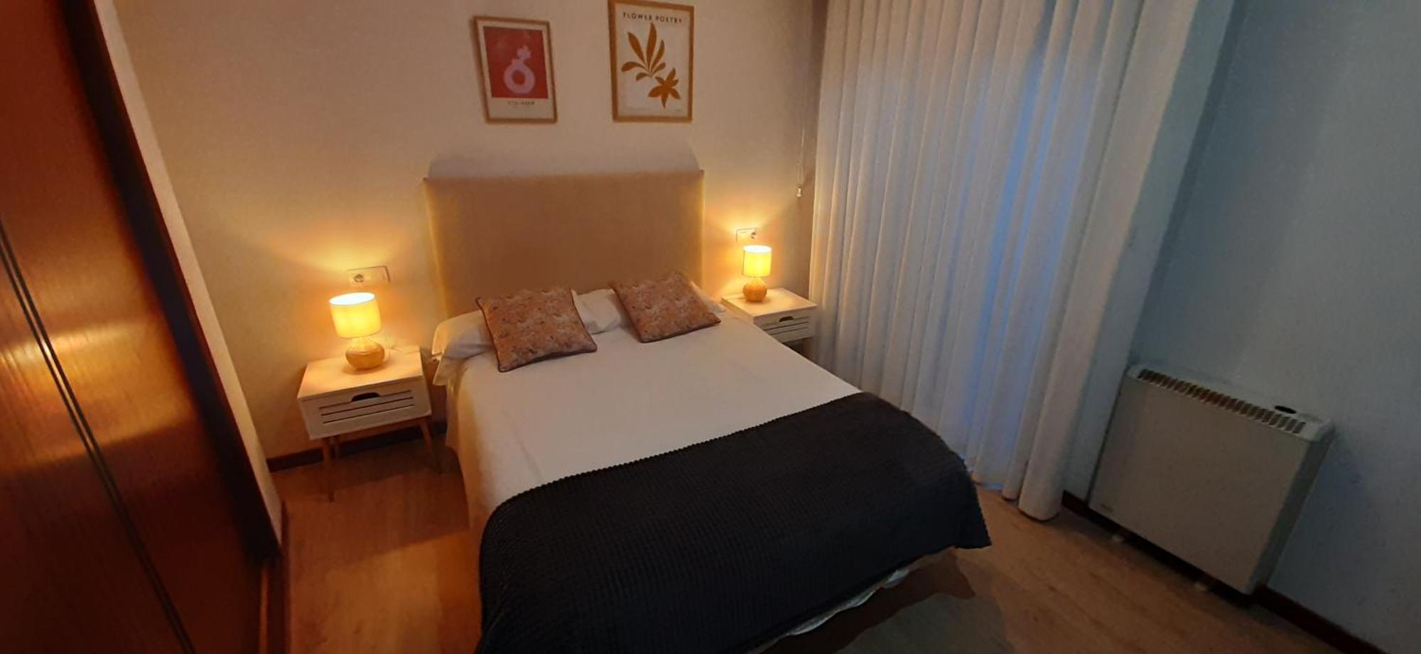 Apartamento Tui Centro Luaran gambar
